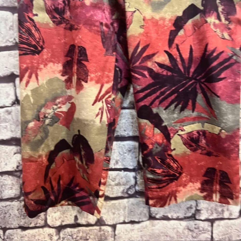 Chico's Design Purple & Green Crop Pants Size Large - Picture 4 of 9